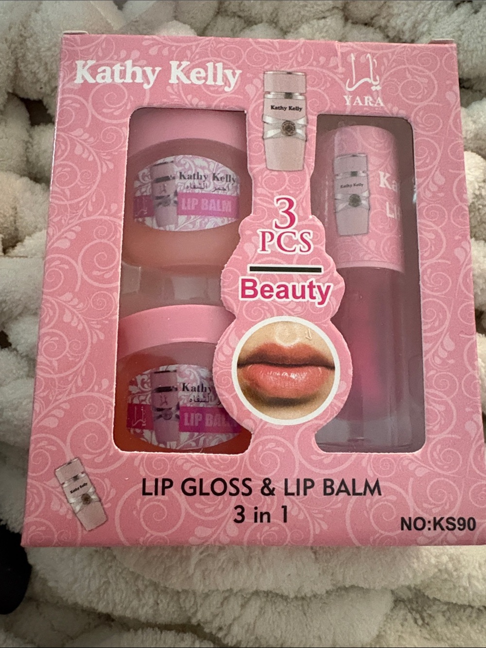 Pink Lip Gloss & Lip Balm 3-in-1 Set